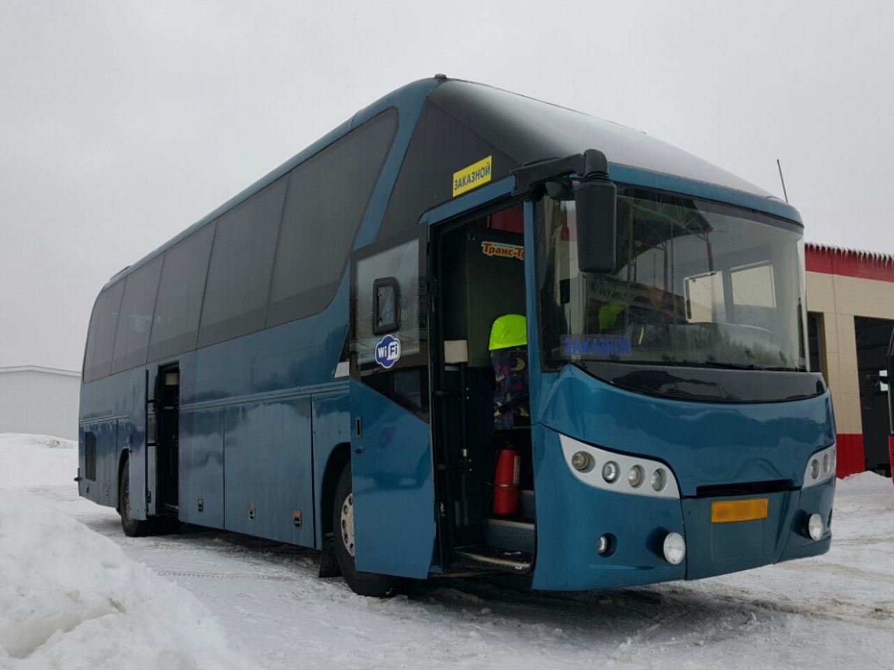 Заказ и аренда Neoplan Tourliner с водителем в Подольске - тк-подольск